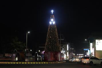 홍천군, 크리스마스 및 연말연시 트리 점등식 개최 (12월 1일)