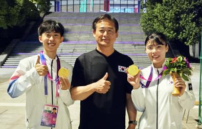홍천군청 소속 강완진 '한국 첫 금메달' (9월 25일)