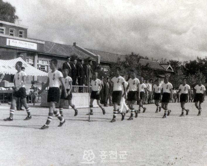 1963년 중학교 축구대회 의 사진