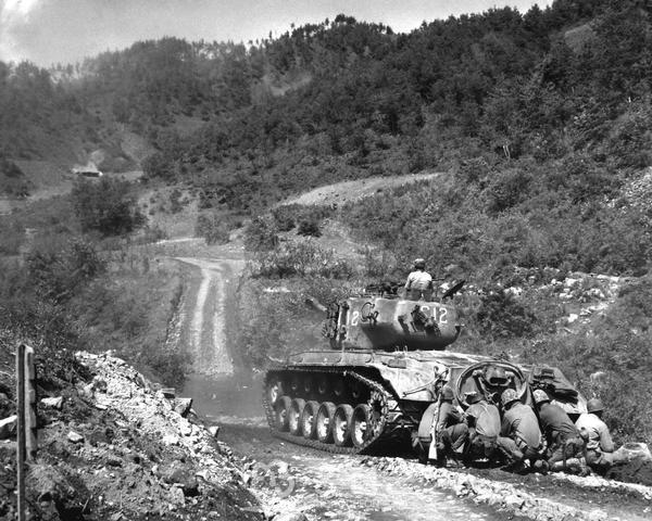 1951년 가리산 전투 의 사진