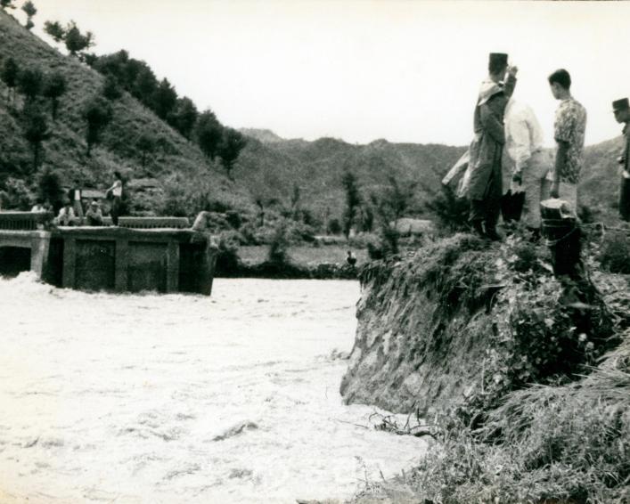 1968년 연봉교 수해 의 사진